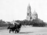Вид на Свято-Озерянський храм зі сторони в'їзду до Харкова, 1913 р., фото О. Катеринича