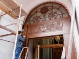 Встановлення нових вхідних дверей у Свято-Озерянському храмі. 16 квітня 2023 р.