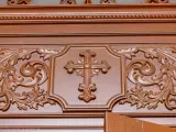 Встановлення нових вхідних дверей у Свято-Озерянському храмі. 16 квітня 2023 р.