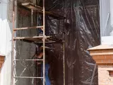 Реставрація стін головного входу. Фото 4 липня 2023 р.