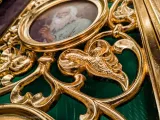 Реставрація іконостаса у Володимирському приділі Свято-Озерянського храму. Фото з вже позолоченими до початку війни фрагментами. Липень 2024 р.