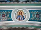 Медальйон з іконою на склепінні арки у Володимирському приділі після реставрації. Липень 2022 року.