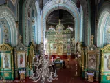 Вид на центральний іконостас Свято-Озерянський храм. Липень 2022 року.
