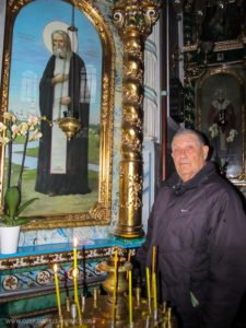 Виктор Иванович Ланчев в Свято-Озерянском храме в день своего 82-летия Виктор Иванович Ланчев в Свято-Озерянском храме в день своего 82-летия