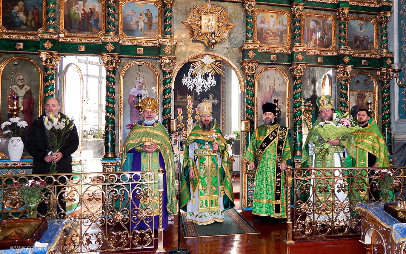 Свято-Озерянский храм, преподобных Спиридона и Никодима, просфорников Печерских, 13 ноября 2021 г.