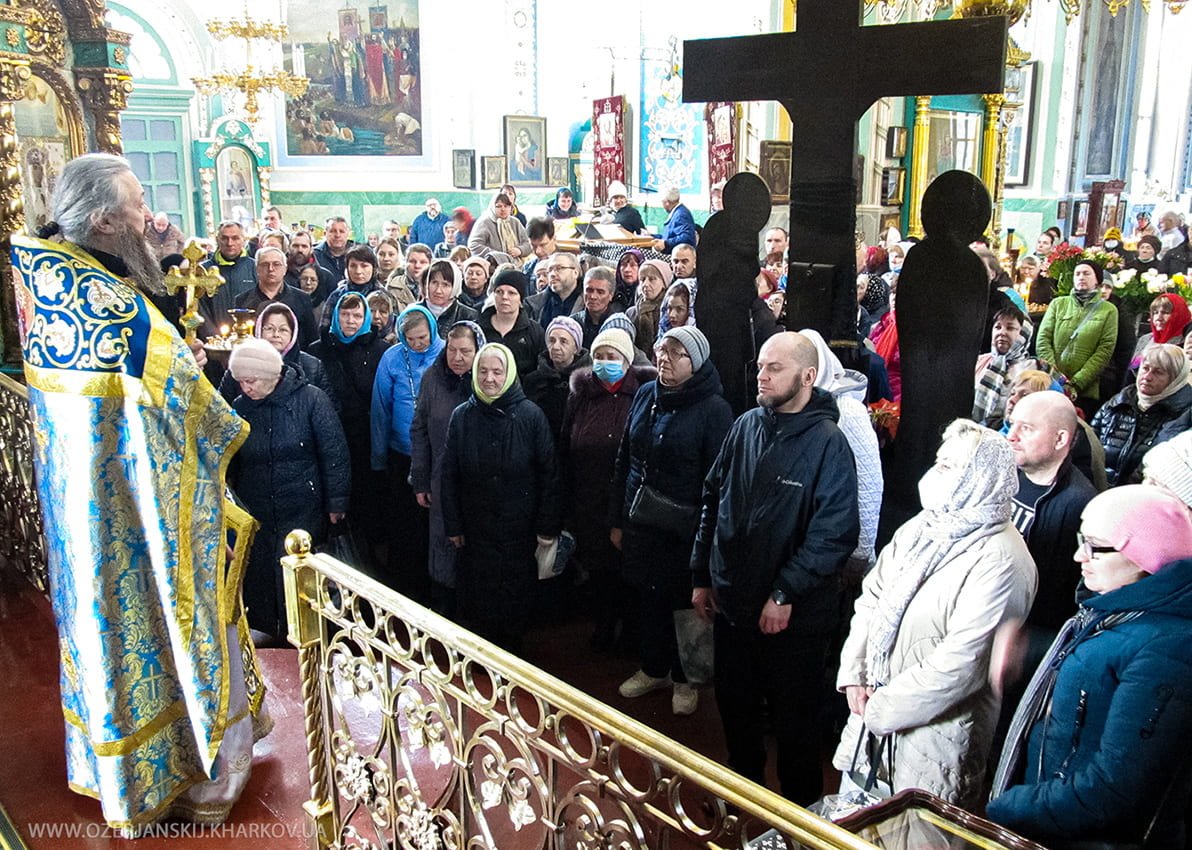 Свято-Озерянский храм, Благовещение Пресвятой Богородицы; 7 апреля 2022 г. Божественная Литургия. Свято-Озерянский храм, Благовещение Пресвятой Богородицы; 7 апреля 2022 г. Божественная Литургия.