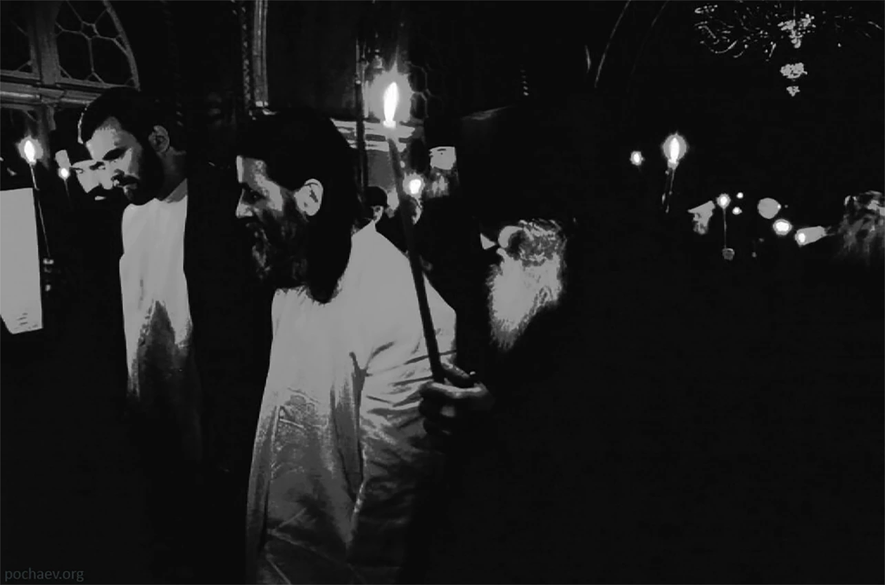 Ієрей Віталій Жуков приймає чернечий постриг в Печерному храмі преподобного Іова Почаївського Успенської Почаївської Лаври
