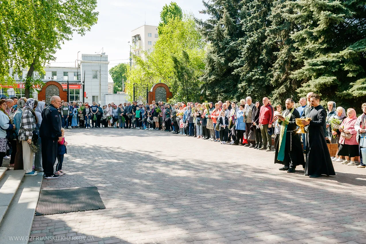 Свято-Озерянський храм, Вхід Господній до Єрусалима; 28 квітня 2024 р. Освячення верби після пізньої Божественної літургії Свято-Озерянський храм, Вхід Господній до Єрусалима; 28 квітня 2024 р. Освячення верби після пізньої Божественної літургії