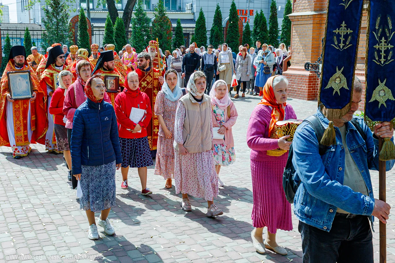 Свято-Озерянський храм; Вівторок Світлої седмиці. Іверської ікони Божої Матері, 7 травня 2024 р. Пасхальна Хресна хода