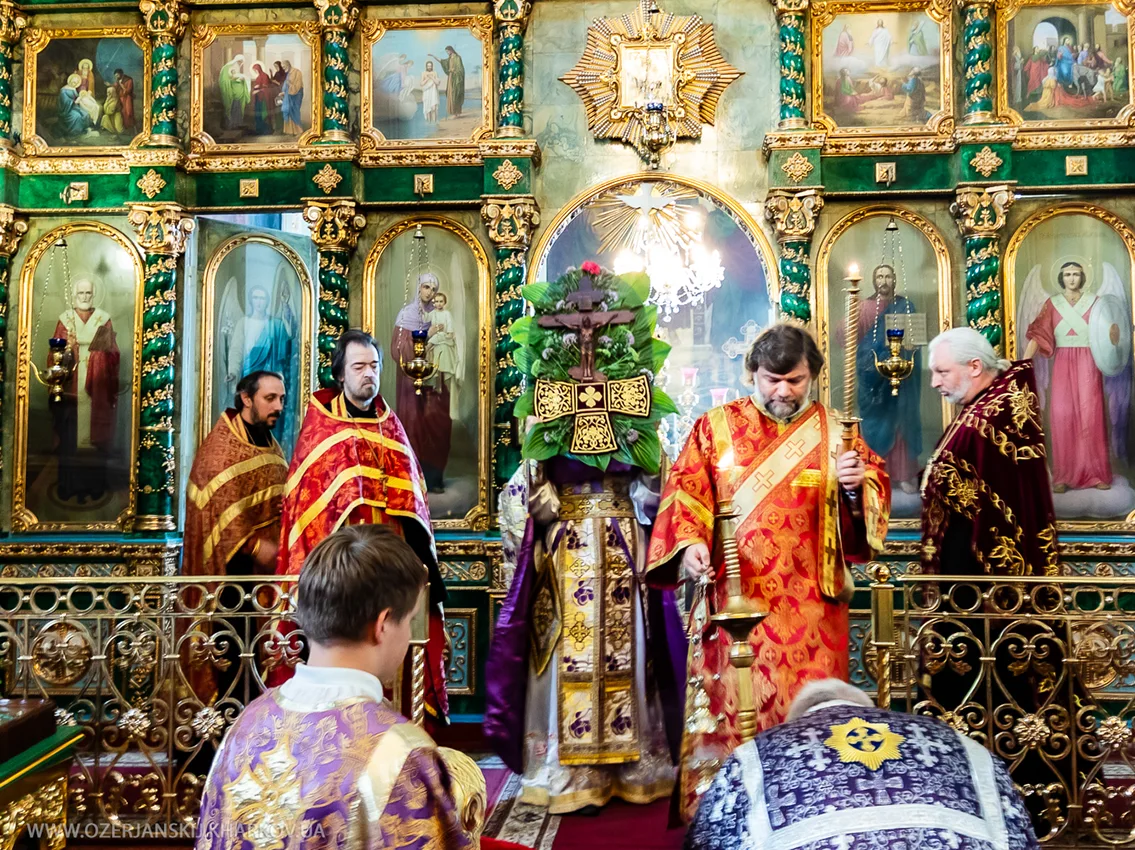 Свято-Озерянський храм. Винесення Чесних Древ Животворящого Хреста Господнього. Святкування всемилостивому Спасу і Пресвятій Богородиці. Семи мучеників Маккавеїв. 13 серпня 2024 р. Вечірнє Богослужіння; винесення Хреста і поклоніння йому Свято-Озерянський храм. Винесення Чесних Древ Животворящого Хреста Господнього. Святкування всемилостивому Спасу і Пресвятій Богородиці. Семи мучеників Маккавеїв. 13 серпня 2024 р. Вечірнє Богослужіння; винесення Хреста і поклоніння йому