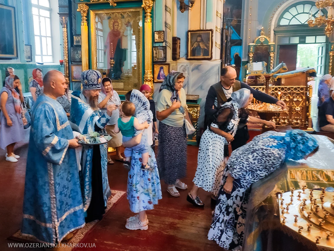 Свято-Озерянський храм. УСПІННЯ ПРЕСВЯТОЇ ВЛАДИЧИЦІ НАШОЇ БОГОРОДИЦІ І ПРИСНОДІВИ МАРІЇ. 27 серпня 2024 р. Всенічне бдіння з виносом Плащаниці Пресвятої Богородиці Свято-Озерянський храм. УСПІННЯ ПРЕСВЯТОЇ ВЛАДИЧИЦІ НАШОЇ БОГОРОДИЦІ І ПРИСНОДІВИ МАРІЇ. 27 серпня 2024 р. Всенічне бдіння з виносом Плащаниці Пресвятої Богородиці