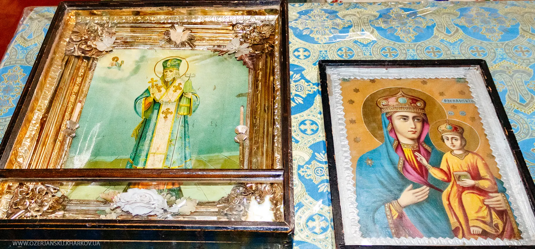Ікона Святителя Іоасафа (Горленка) та Озерянська ікона Божої Матері у Свято-Озерянському храмі Ікона Святителя Іоасафа (Горленка) та Озерянська ікона Божої Матері у Свято-Озерянському храмі