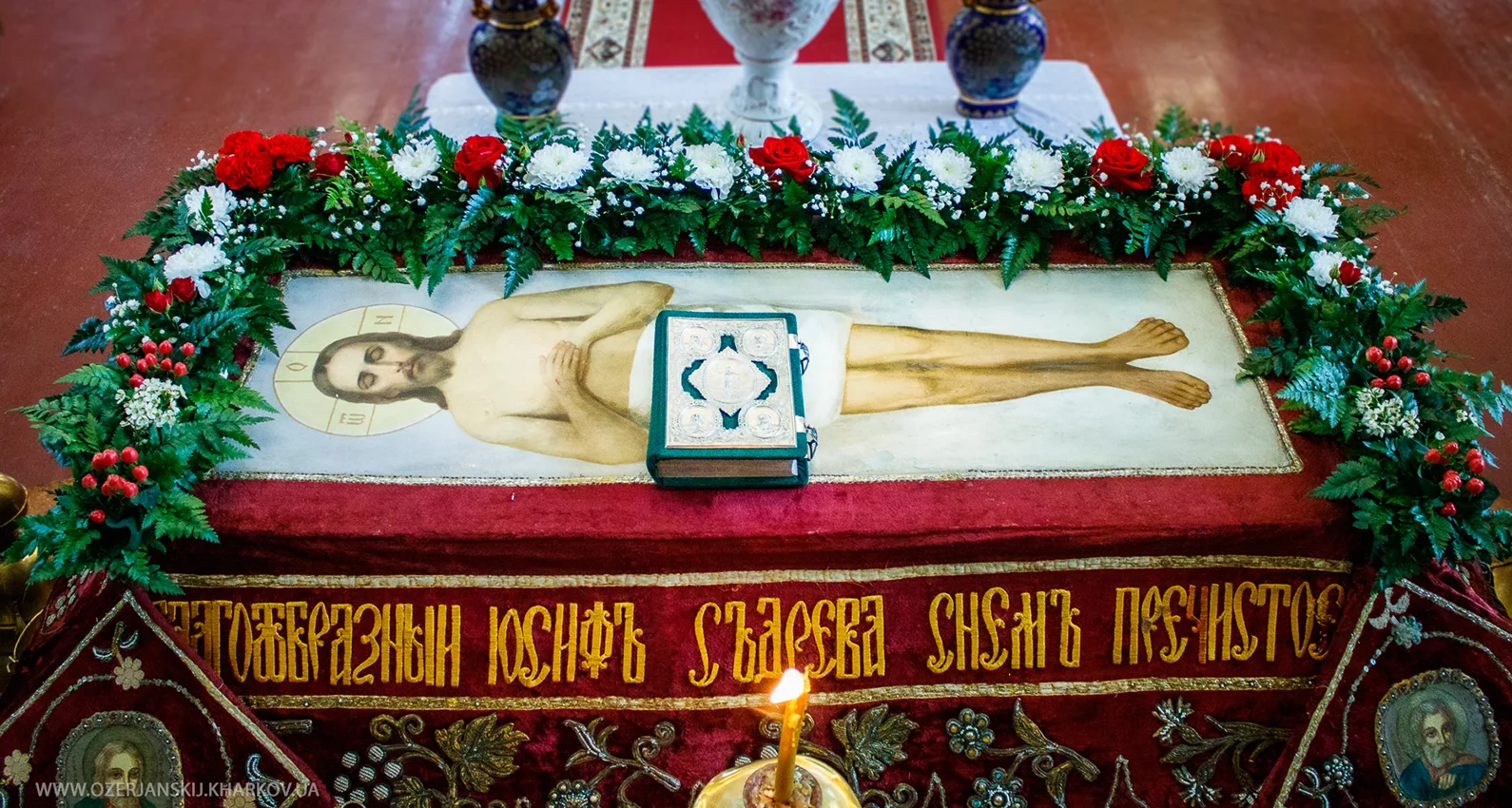 Свято-Озерянський храм. ВЕЛИКА П’ЯТНИЦЯ. СПОМИН СПАСИТЕЛЬНИХ СТРАСТЕЙ ГОСПОДА НАШОГО ІІСУСА ХРИСТА. 18 квітня 2025 р. Вечірня з виносом Святої Плащаниці