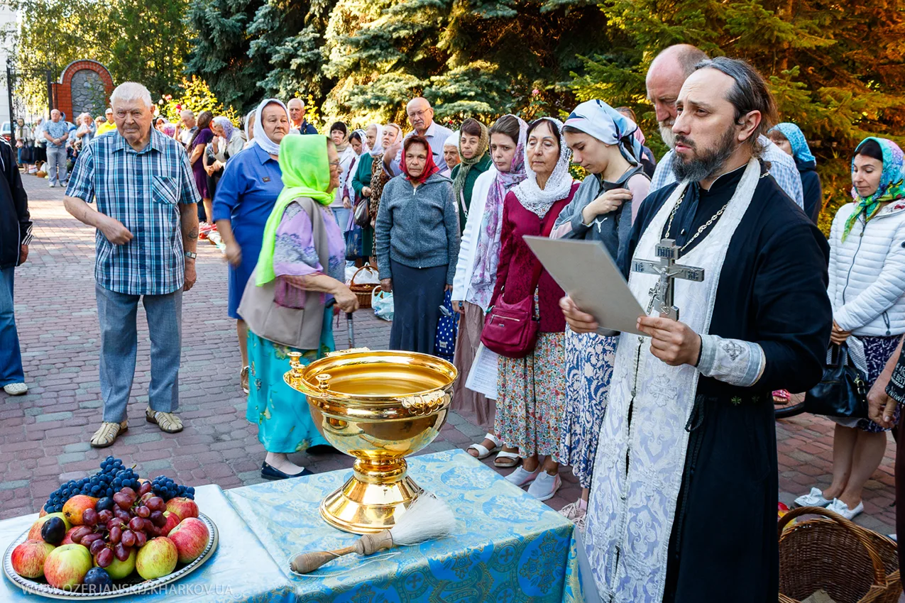 Свято-Озерянський храм. ПРЕОБРАЖЕННЯ ГОСПОДА БОГА І СПАСА НАШОГО ІІСУСА ХРИСТА. 19 серпня 2025 р. Освячення плодів після ранньої Божественної Літургії Свято-Озерянський храм. ПРЕОБРАЖЕННЯ ГОСПОДА БОГА І СПАСА НАШОГО ІІСУСА ХРИСТА. 19 серпня 2025 р. Освячення плодів після ранньої Божественної Літургії