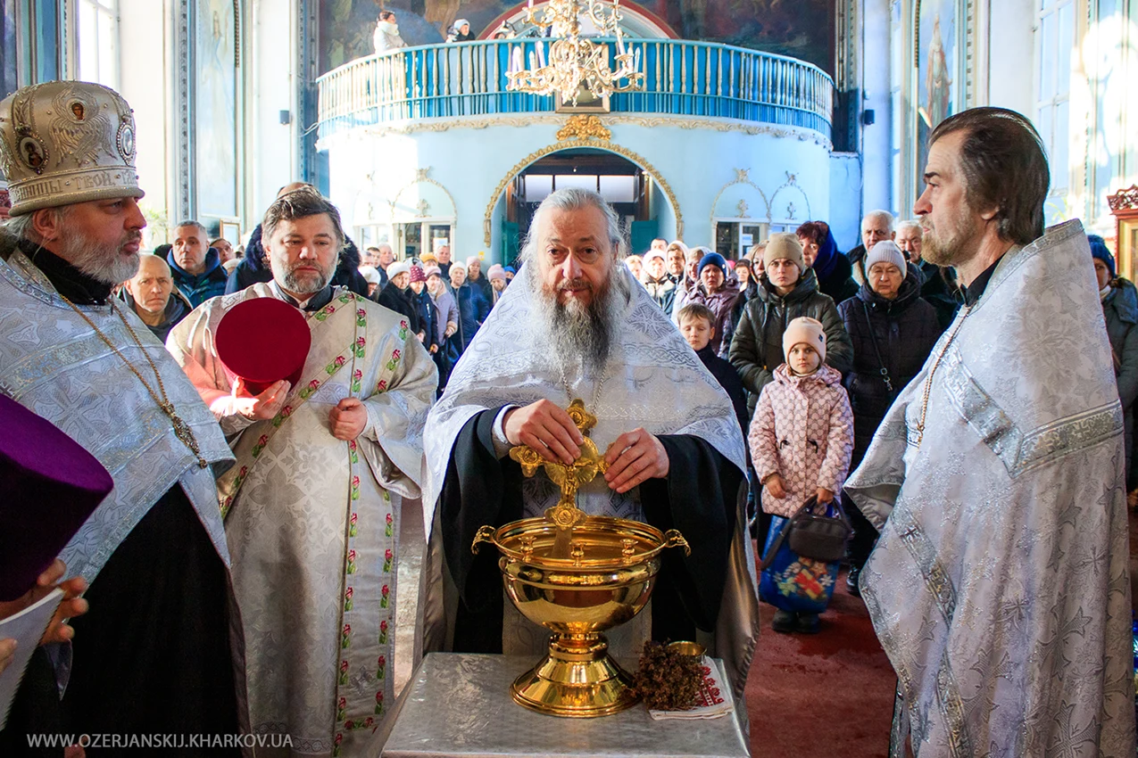 Свято-Озерянський храм. Неділя 32-га після П’ятидесятниці, перед Богоявленням. Навечір’я Богоявлення (Хрещенський святвечір). 18 січня 2026 р. Чин Великого освячення води