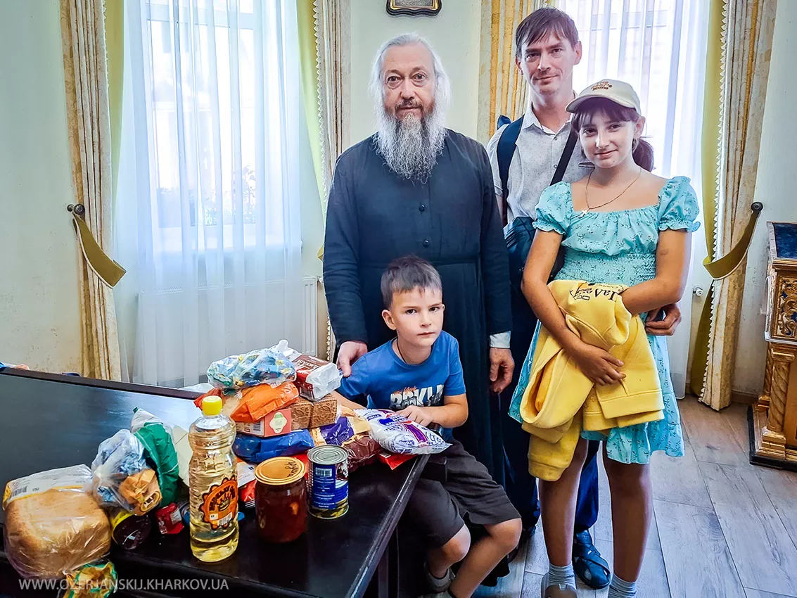 29 серпня 2026 р. <br/>Допомога від парафії Свято-Озерянського храму родині Заворотніх у лікуванні дитини 29 серпня 2026 р. <br/>Допомога від парафії Свято-Озерянського храму родині Заворотніх у лікуванні дитини